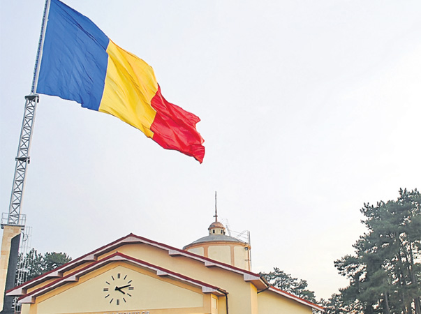 'Sunt mândru că sunt ROMÂN!'. El ne învaţă ce este PATRIOTISMUL
