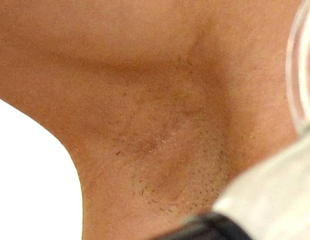 PĂSĂRICI LA VEDERE, MÂNCARE ÎNTRE DINŢI SAU PIELE NEEPILATĂ! Uite care sunt CELE MAI PENIBILE GAFE, pe care le-au făcut vedetele de top de la noi, în 2012 | FOTO