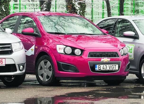 Noua Dacia Logan, faţă în faţă cu rivalii săi