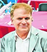 Din fotoliile de parlamentar au ajuns să-şi petreacă Sărbătorile după gratii: Ei vor împodobi bradul în pârnaie