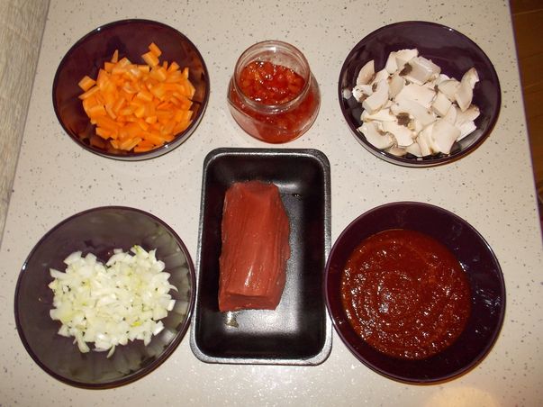 Te lingi pe degete! Andreea Ibacka te învață să faci VITĂ cu DULCEAȚĂ de GUTUI | FOTO& REȚETA