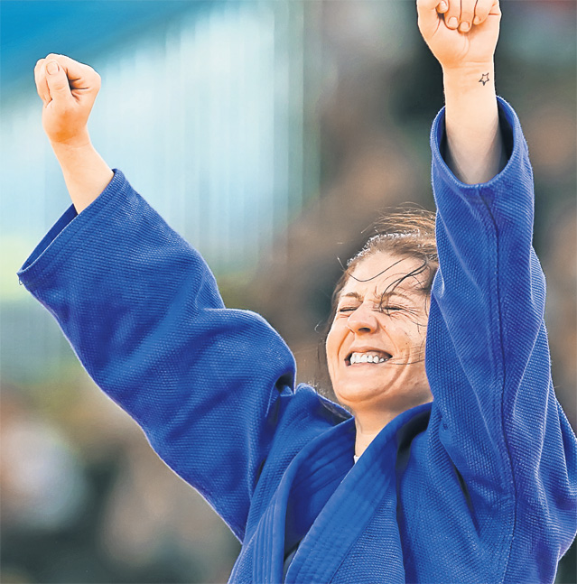 Câtă durere! Ce fericire! Iată câteva dintre cele mai emoţionante momente surprinse la competiţiile sportive din 2012