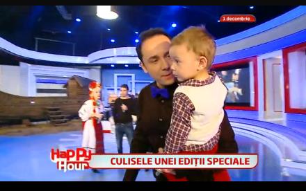 Ce MARE și DRĂGĂLAȘ s-a făcut BĂIATUL lui MĂRUȚĂ! Cu cine ți se pare că seamănă? FOTO ÎN ARTICOL