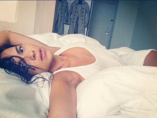 Inna, ÎN PAT, AŞA CUM DOAR IUBITUL EI O VEDE, de obicei! Uite ce imagine INTIMĂ le-a arătat fanilor | FOTO ÎN ARTICOL 