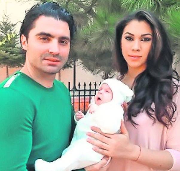Ele sunt VEDETELE care au devenit MĂMICI în 2012