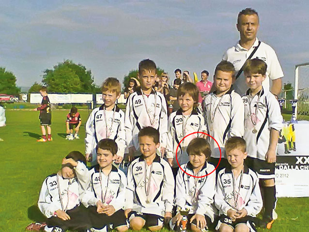 Ultimul zâmbet | Florin Vass, coechipierul lui Cristi Cazacu, decedat sâmbătă, în Italia, susţine că fotbalistul echipei de amatori Citerna a fost victima unor întâmplări nefericite