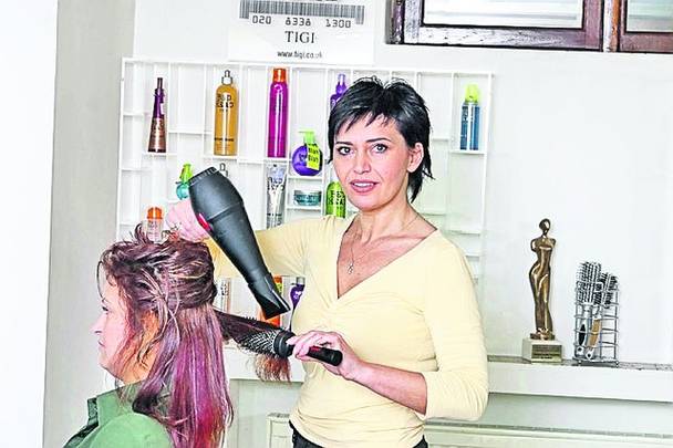 Geta Voinea deține patru saloane de înfrumusețare