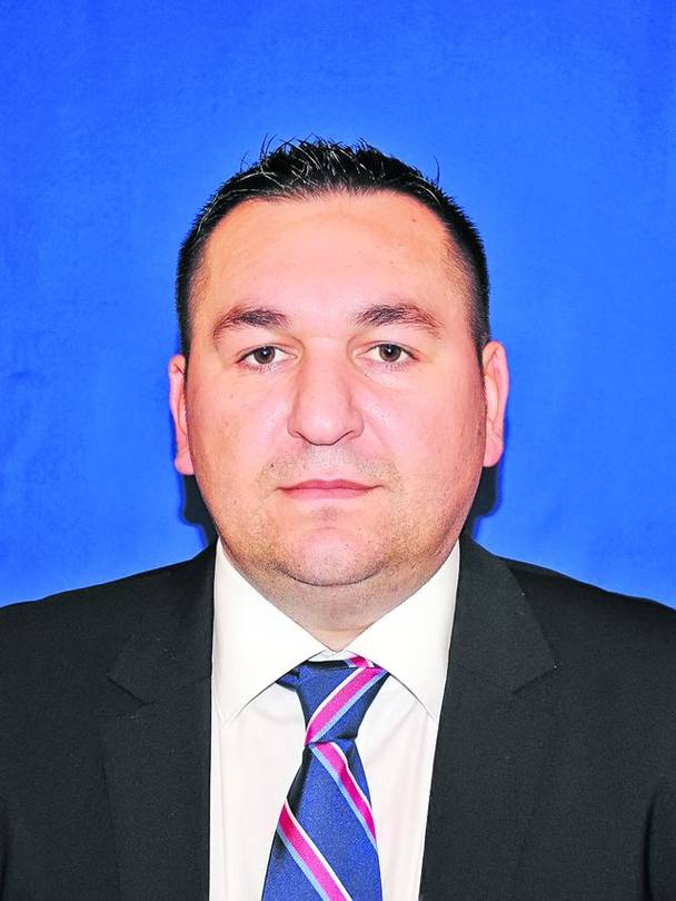 Mai mulţi parlamentari au reuşit să strângă averi impresionante, deşi n-au împlinit încă 40 de ani