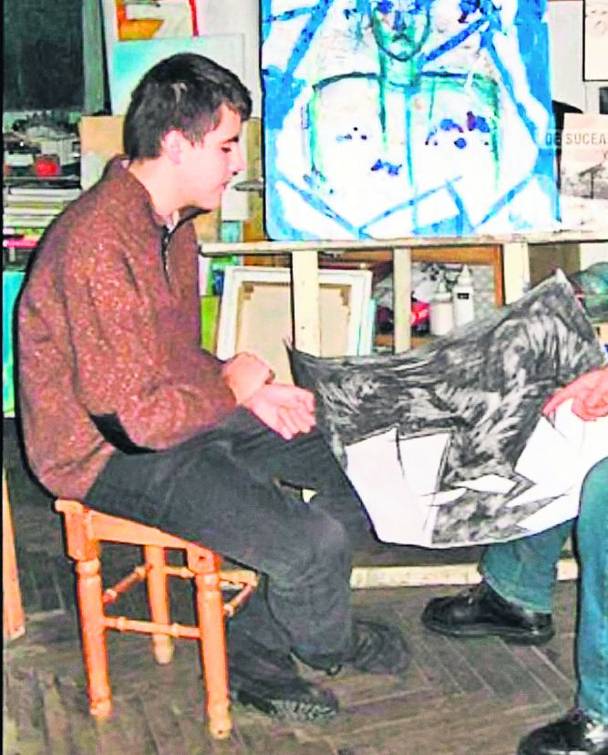 Claudiu Lazăr (15 ani) e student la Secţia de Pictură de şevalet