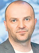 Cruduţa revine la televizor doar cu acordul «naşului» Becali