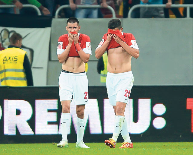 2013, începutul sfârşitului? Şefii din fotbalul românesc prevăd un an infernal pentru Liga I