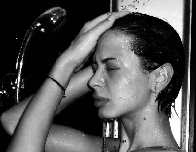 Mădălina Pamfile S-A FOTOGRAFIAT LA DUŞ ŞI A PUBLICAT IMAGINEA! Uite-o aşa cum nu ai mai văzut-o | FOTO ÎN ARTICOL