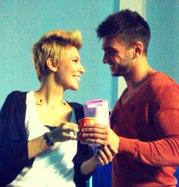 SORE de-abia s-a despărţit de RAPHA din Pariu cu viaţa, iar acum FLIRTEAZĂ cu un alt COLEG DIN SERIAL?