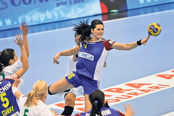 Drama familiei Olteanu | Căpitanului naţionalei de volei i-au murit cei doi băieţi născuţi pe 2 ianuarie