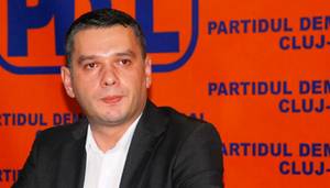 INCREDIBIL! Un ungur îşi bate joc de România în capitala Europei! Parlamentarii români sar la gâtul eurodeputatului Csaba Sogor