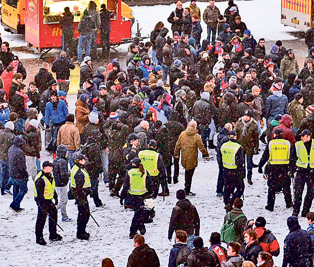 Roş-albaştrii au dat-o în bară!