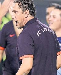 Fanii care nu au prins bilete la meciul cu Chelsea cred că o parte a tichetelor a ajuns la speculanţi