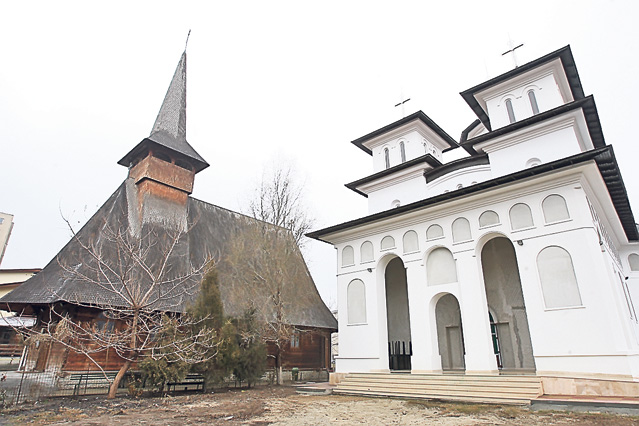 Libertatea a intrat în cavoul familiei liderului romilor, Nicolae Păun | FOTO
