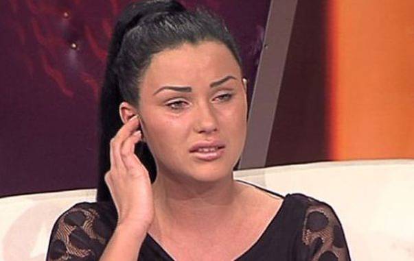 PLÂNGĂCIOȘII din showbiz! Ele sunt VEDETELE care au VĂRSAT LACRIMI la TV, în fața întregii țări 