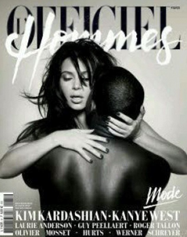 Kim Kardashian şi Kanye West, fotografiaţi GOI, într-un moment INTIM