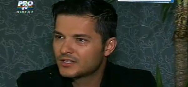 PLÂNGĂCIOȘII din showbiz! Ele sunt VEDETELE care au VĂRSAT LACRIMI la TV, în fața întregii țări 