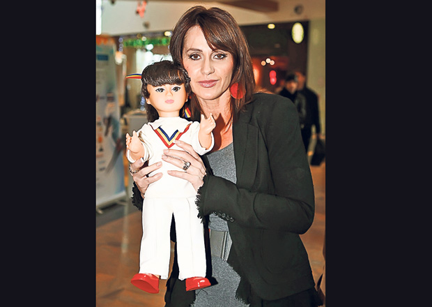Antonia vrea păpuşă cu chipul ei!