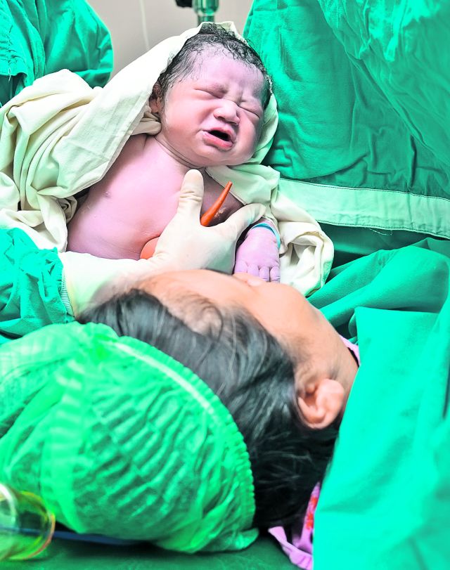 Vine bebe? Cum să nasc?