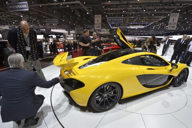 Cele mai luxoase automobilele lansate la SALONUL DE LA GENEVA - FOTO