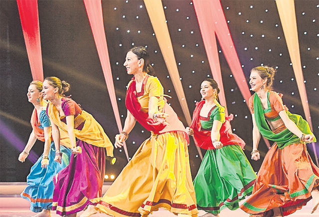 Ţiganii de la Romafest au făcut senzaţie la «România Dansează»