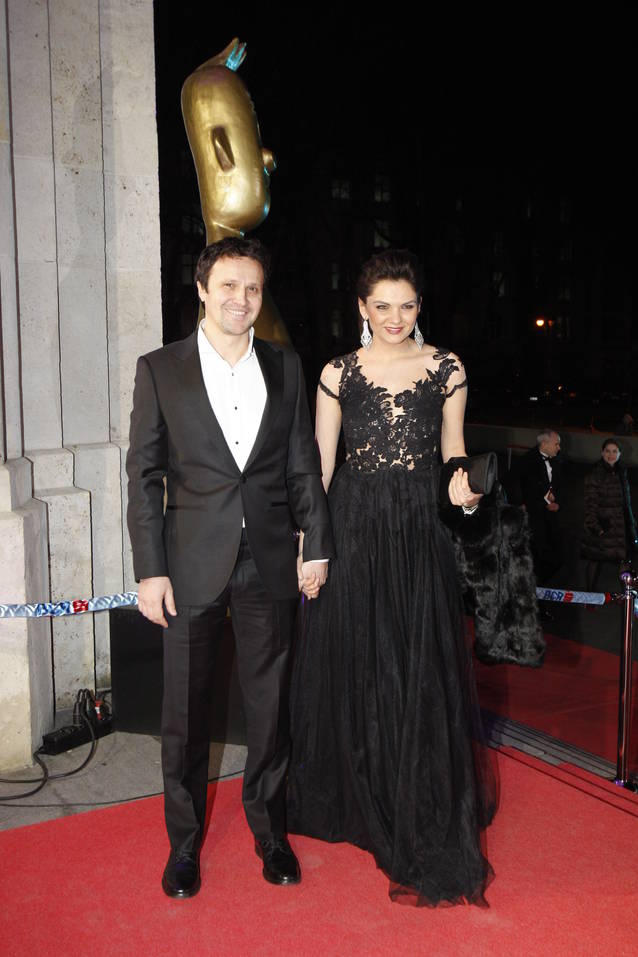 DIVORȚATĂ de un an, MALVINA CERVENSCHI s-a AFIȘAT cu noul IUBIT! Este un actor român celebru! FOTO ÎN ARTICOL