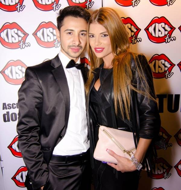O NOUĂ DESPĂRŢIRE în showbiz! El a înlocuit-o super repede cu alta