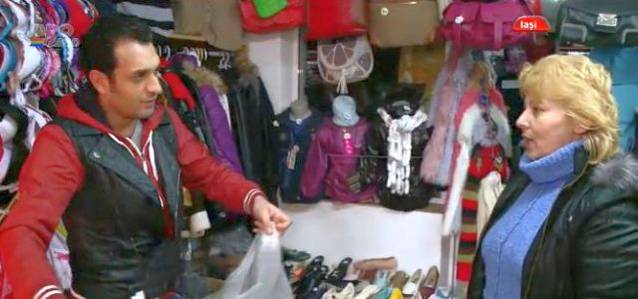 Vă mai amintiți de Iulian Canaf? Fostul concurent de la «Vocea României» vinde haine în Iași, în magazinul soției sale - FOTO 