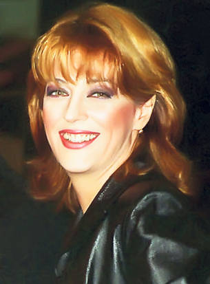 Crina Matei o omagiază pe Laura Stoica