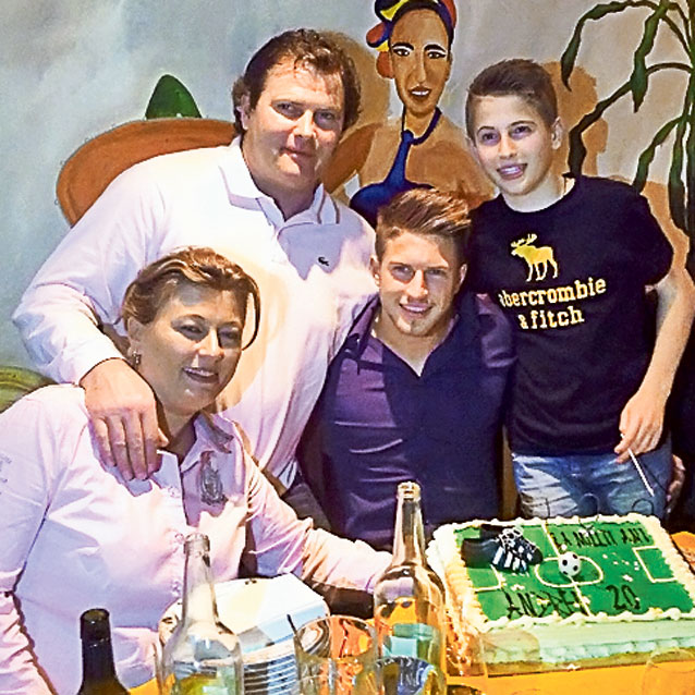 Fraţii Herlea, amândoi fotbalişti, joacă în ţări diferite: Andrei în România, iar Alexander în Elveţia
