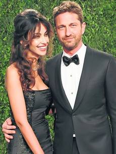 Margaret, mama lui Gerard Butler: «Gerry, ia-o odată de nevastă pe Mădălina!»