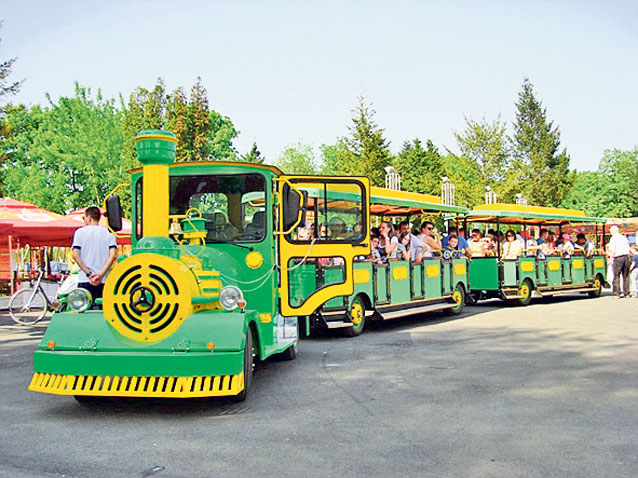 Hai la plimbări gratuite cu vaporaşul! Libertatea îţi spune ce poţi face astăzi, dacă nu pleci din București