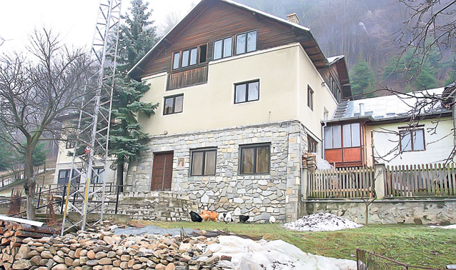 EXCLUSIV | RĂZBOIUL DINTRE FRAŢII DOLĂNESCU REÎNCEPE! 'Vin să-mi pun cortul în faţa casei lui Ionuţ'