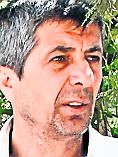 «Poliţiştii m-au călcat în picioare» - FOTO