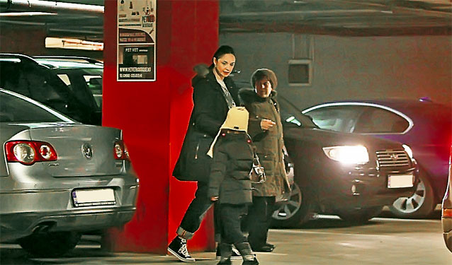 Ştefan Bănică jr e foarte darnic cu Andreea Marin, deşi nu mai sunt împreună | Se plimbă cu maşina fostului soț! FOTO