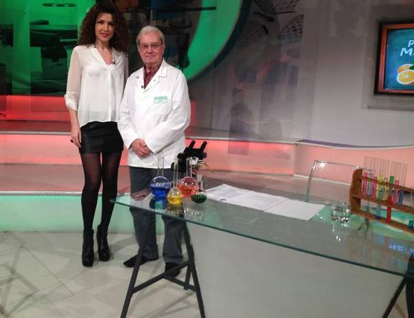 Carmen Brumă a revenit la fustele de mărimea unor batiste | FOTO