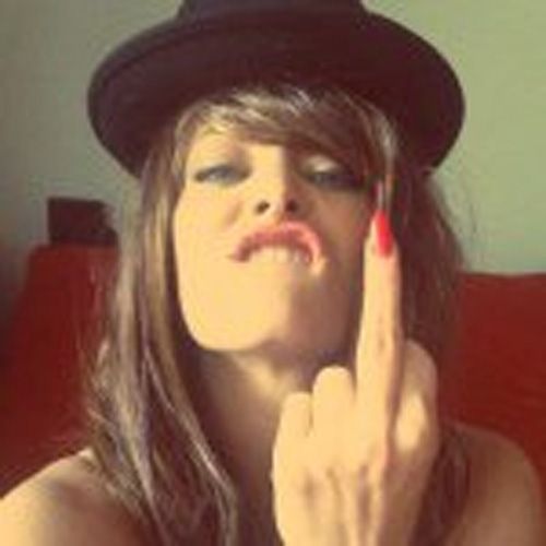 Delia, GEST OBSCEN în fața prietenilor | FOTO în articol