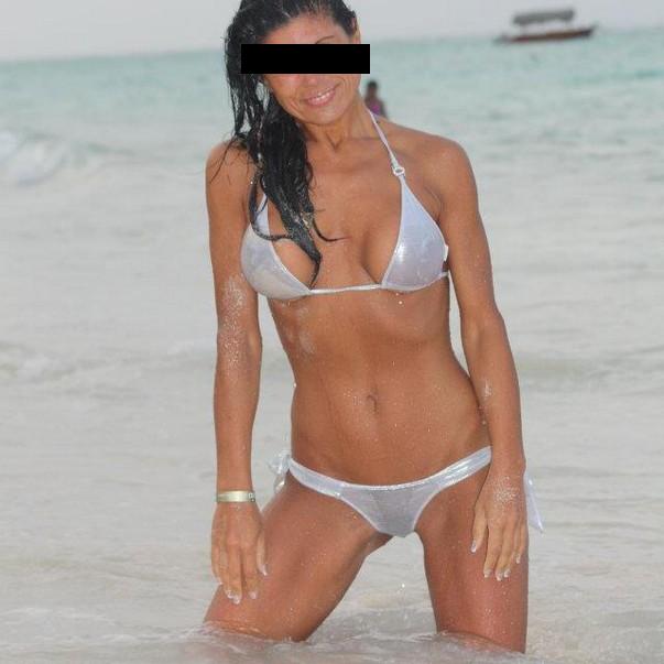 EA este presupusa AMANTĂ a lui MARCEL TOADER. Uite-o pe antrenoarea TATUATĂ de Kangoo-Jumps care i-ar fi luat mințile soțului Gabrielei Cristea! FOTO 