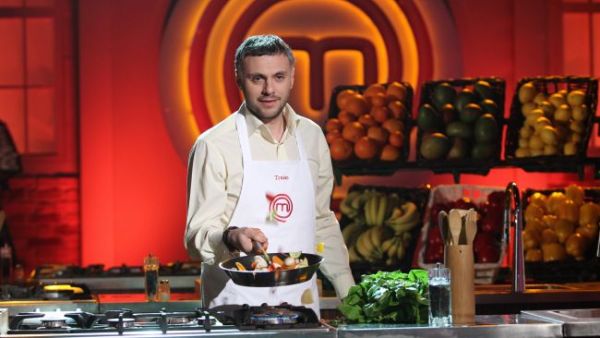 EL ESTE cel mai FRUMOS CONCURENT de la MASTERCHEF! Iată-i pe ceilalți ARĂTOȘI din CONCURS! FOTO