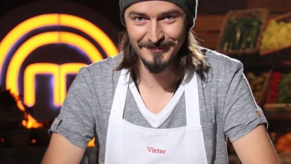 EL ESTE cel mai FRUMOS CONCURENT de la MASTERCHEF! Iată-i pe ceilalți ARĂTOȘI din CONCURS! FOTO