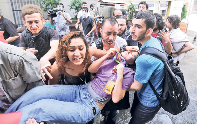 Tuncay ar putea avea probleme în Turcia din cauza Andreei Marin!