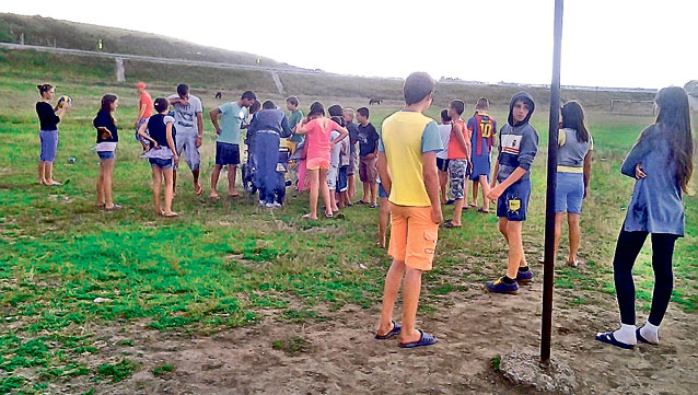 Satul-maternitate | În Valea Grecului este cea mai mare natalitate din ţară. Fiecare familie are cel puţin 5-6 urmaşi!