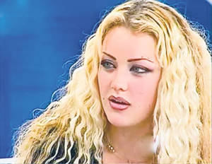 Analizând modul în care Bianca Drăguşanu şi-a sărutat partenerii, psihologul Andreas Hniatiuc a dat verdictul