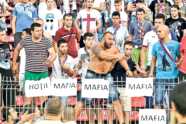 «Bulgaru’» l-a bătut pe «Gigi-fentă»