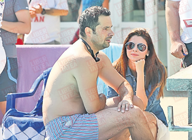 Vedetele, la apă în scop caritabil | FOTO