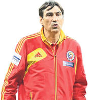 EXCLUSIV | VICTOR PIŢURCĂ A CEDAT! Ce a primit VICA BLOCHINA de la selecţioner